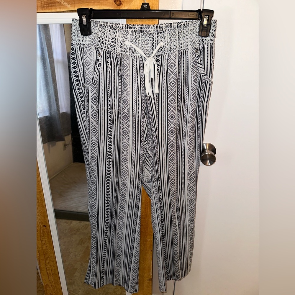 Rewash Flowy pants size large